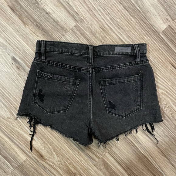 ~SALE~ Blank NYC Fishnet High Rise Denim Shorts - Picture 3 of 6